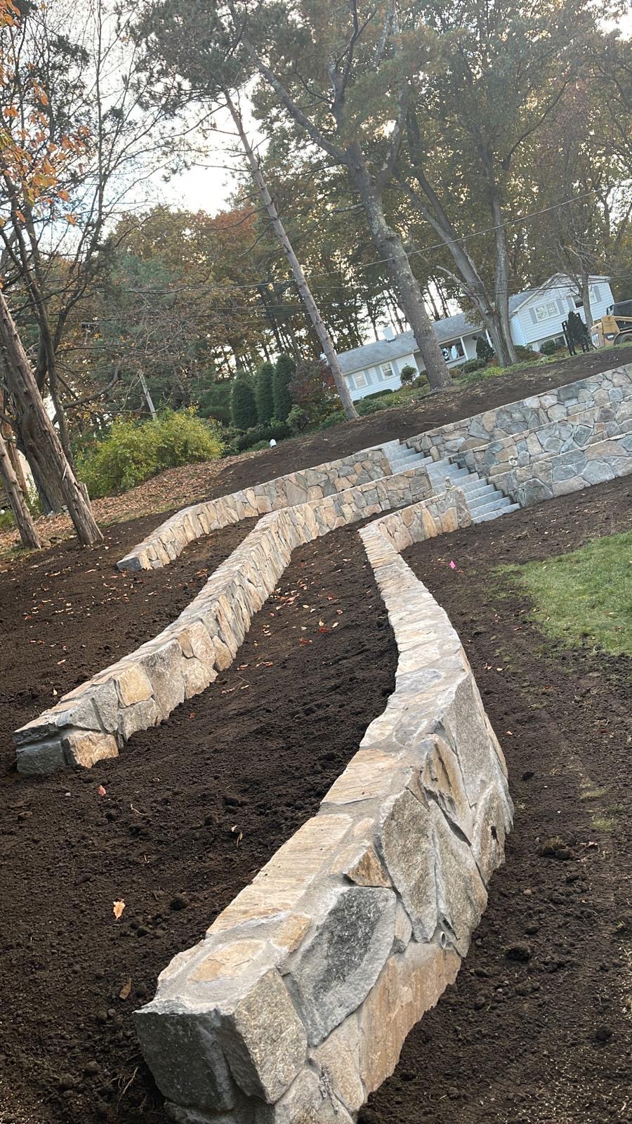 Long retaining wall